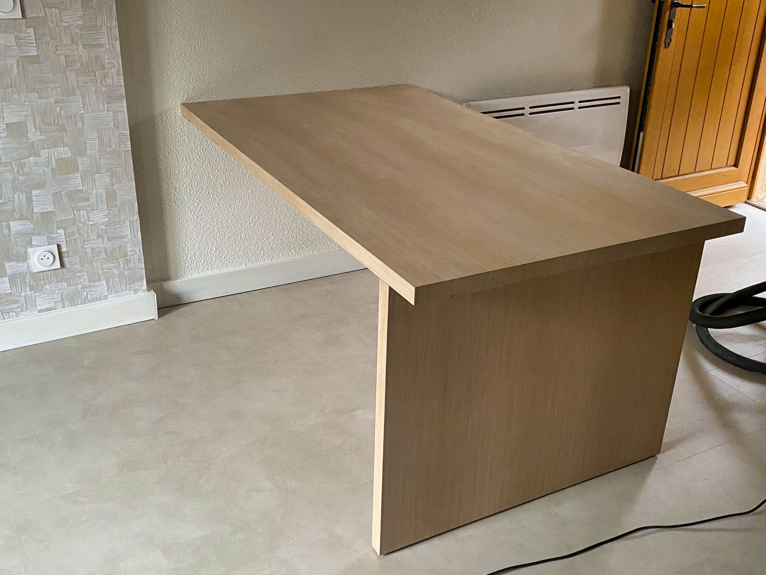 Table minimaliste